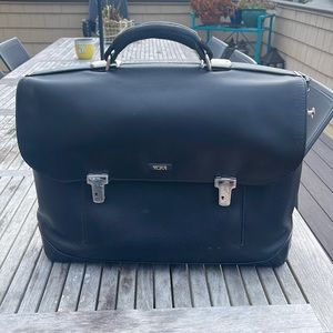 Tumi 2951D Black Leather Briefcase